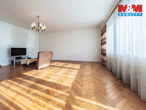 Prodej domu 300 m², pozemek 1340 m²