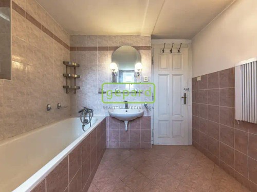 Prodej domu 170 m², pozemek 2949 m²