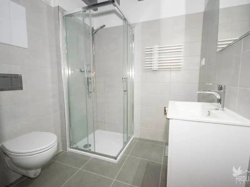 Prodej bytu 1+kk 65 m²