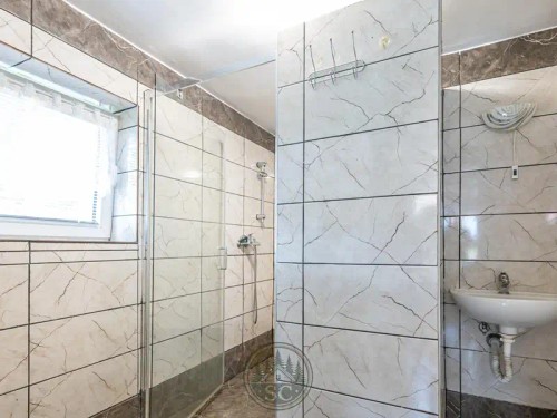 Prodej domu 213 m², pozemek 1422 m²