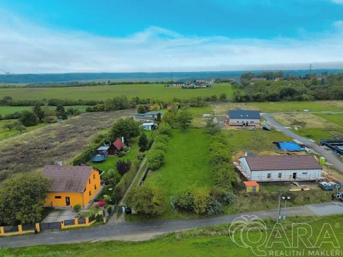 Prodej stavebního pozemku 2050 m²