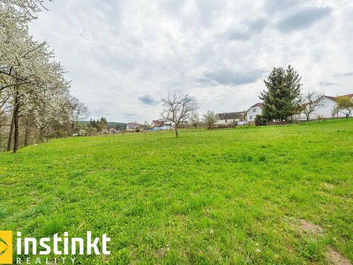 Prodej stavebního pozemku 2574 m²