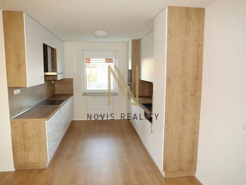 Prodej domu 233 m², pozemek 734 m²