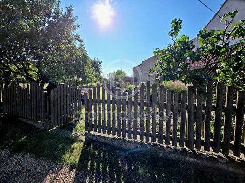 Prodej stavebního pozemku 1062 m²