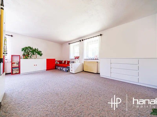 Prodej domu 277 m², pozemek 3924 m²