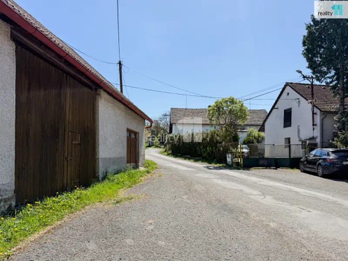 Prodej domu 200 m², pozemek 6424 m²