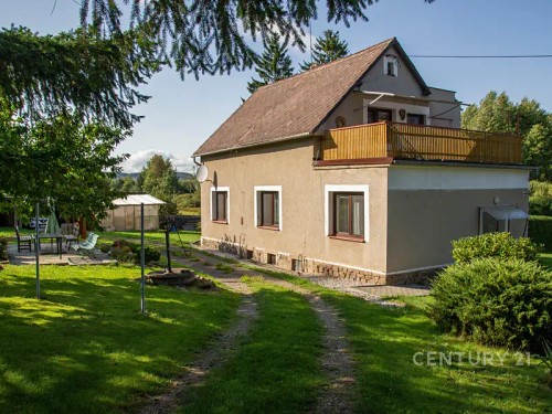 Prodej domu 222 m², pozemek 1316 m²