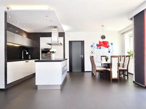 Prodej domu 300 m², pozemek 444 m²