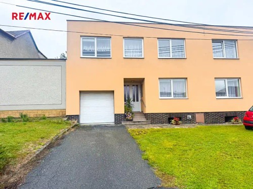 Prodej domu 400 m², pozemek 941 m²