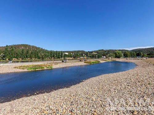Prodej stavebního pozemku 1403 m²