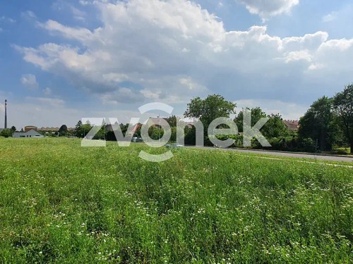 Prodej stavebního pozemku 1070 m²