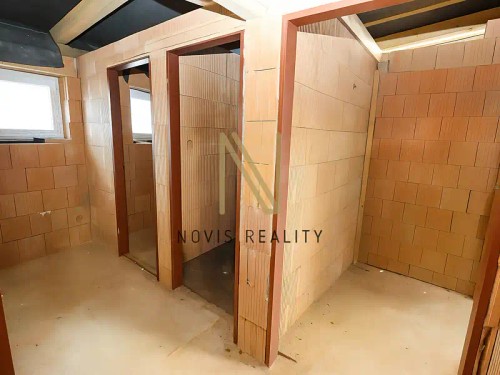 Prodej domu 200 m², pozemek 869 m²