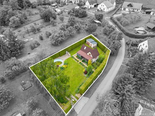 Prodaná  chata 76 m², pozemek 717 m²