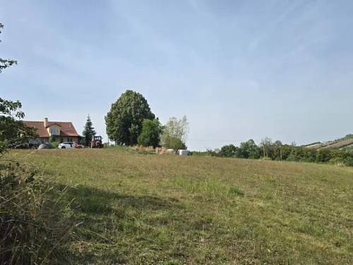 Prodej stavebního pozemku 1980 m²