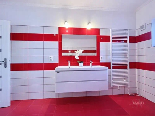 Prodej domu 250 m², pozemek 1148 m²