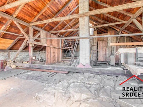 Prodej domu 600 m², pozemek 1659 m²