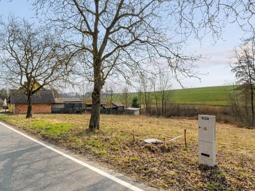 Prodej stavebního pozemku 2030 m²