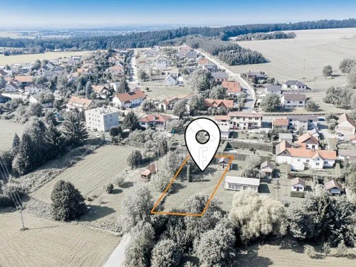 Prodej stavebního pozemku 1062 m²