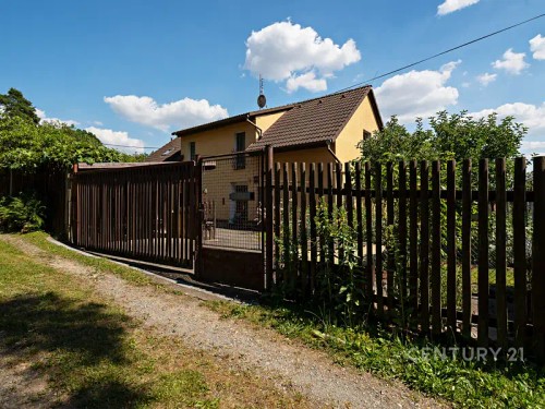 Prodej domu 193 m², pozemek 772 m²