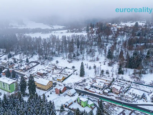 Prodej stavebního pozemku 1000 m²