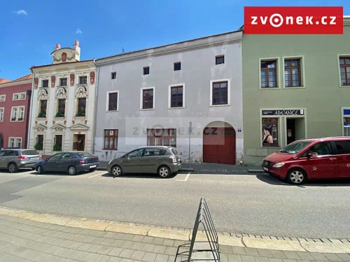 Prodej vily 400 m², pozemek 567 m²