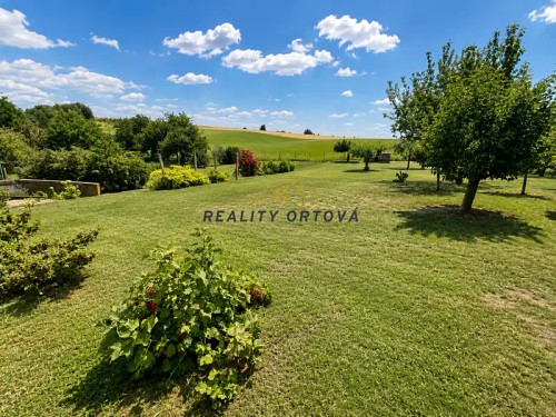 Prodej domu 166 m², pozemek 2688 m²