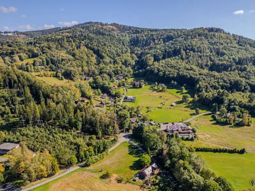 Prodej stavebního pozemku 2695 m²