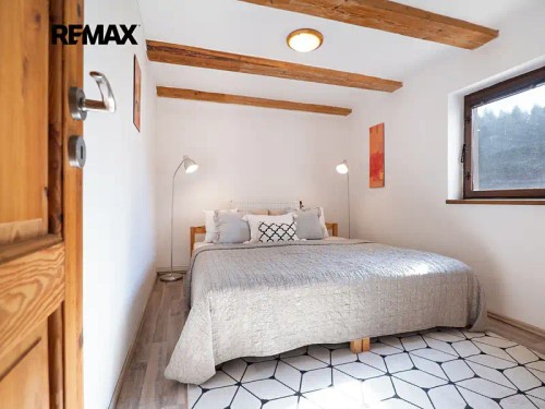 Prodej domu 770 m², pozemek 9150 m²