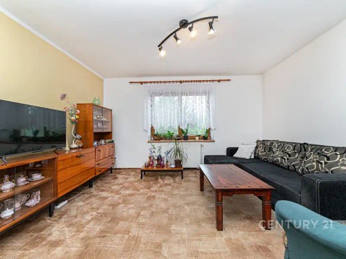 Prodej domu 202 m², pozemek 1087 m²