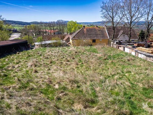 Prodej stavebního pozemku 1053 m²