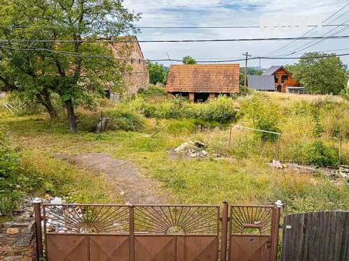 Prodej domu 330 m², pozemek 3898 m²