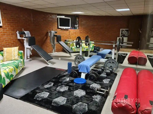 Prodej domu 972 m², pozemek 691 m²