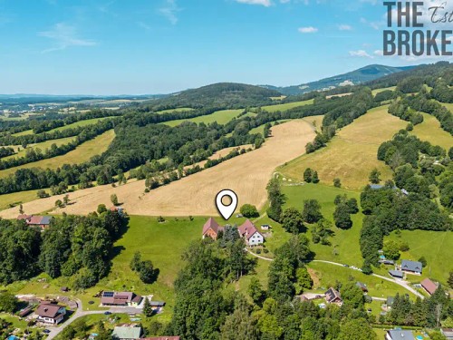 Prodej domu 242 m², pozemek 13584 m²