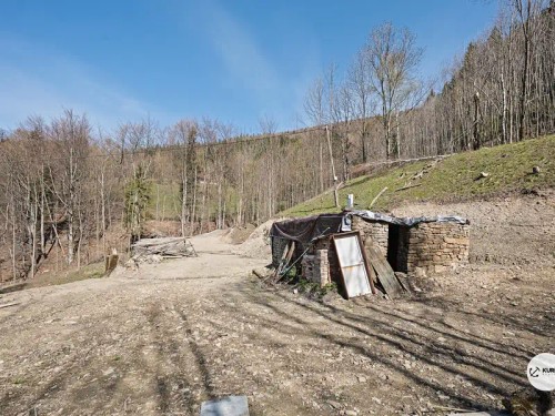 Prodej chalupy 120 m², pozemek 64360 m²