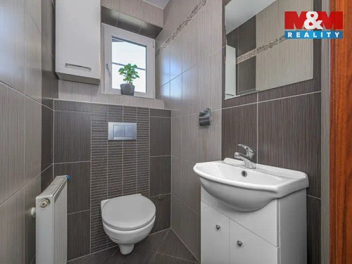 Prodaný dům 136 m², pozemek 1962 m²