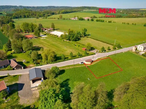 Prodej stavebního pozemku 1018 m²