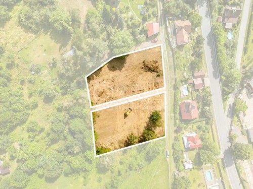 Prodej stavebního pozemku 1296 m²