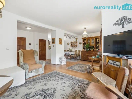 Prodej domu 190 m², pozemek 636 m²