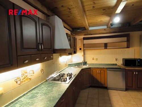 Prodej domu 195 m², pozemek 1255 m²