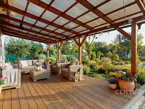 Prodej domu 319 m², pozemek 499 m²