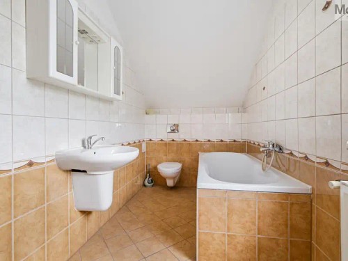 Prodej domu 210 m², pozemek 499 m²