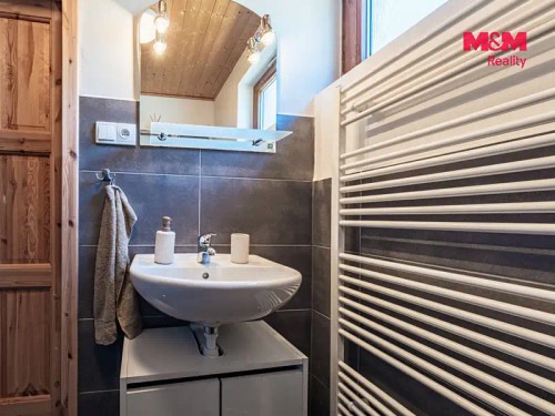Prodej chaty 90 m², pozemek 57 m²