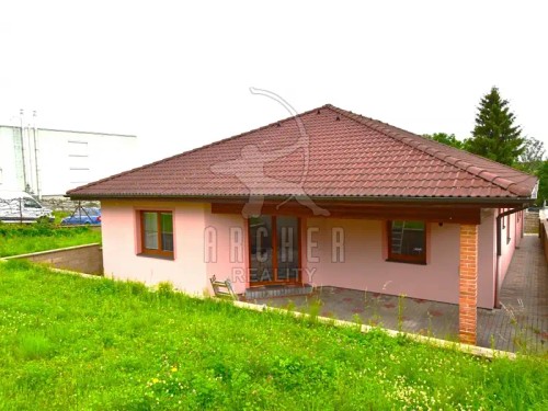 Prodej domu 240 m², pozemek 715 m²