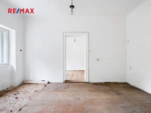 Prodej domu 220 m², pozemek 993 m²