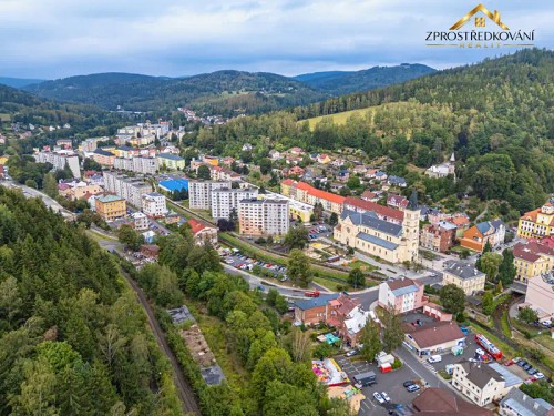 Prodej domu 380 m², pozemek 615 m²