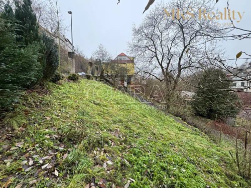 Prodej stavebního pozemku 909 m²
