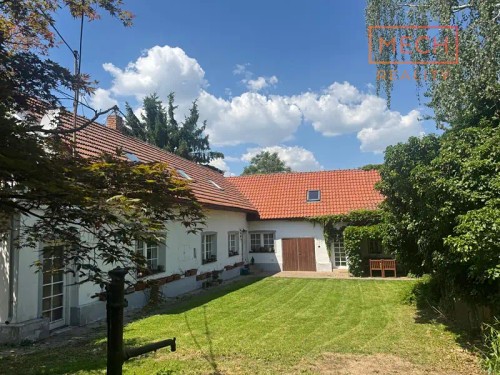 Prodej domu 313 m², pozemek 892 m²