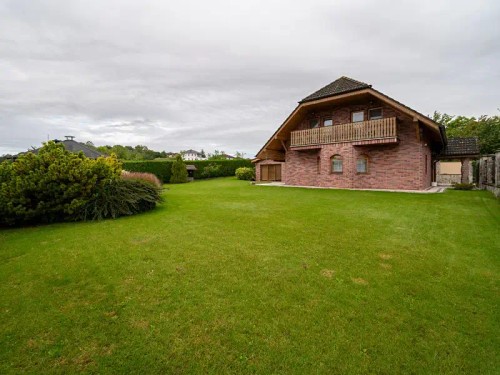 Prodej domu 330 m², pozemek 992 m²