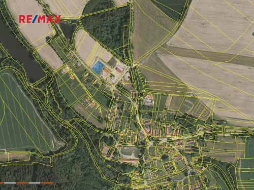 Prodej stavebního pozemku 1416 m²