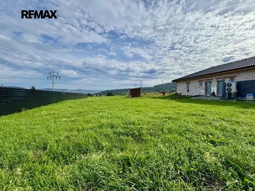 Prodej stavebního pozemku 1316 m²